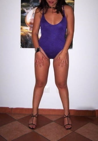 Es gibt nichts sexieres als eine Frau im Badeanzug 17
 #106420011