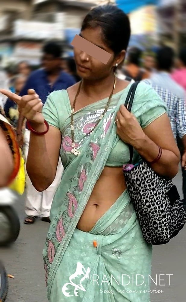 Bhabhi aunty caught outdoor hot #102674552