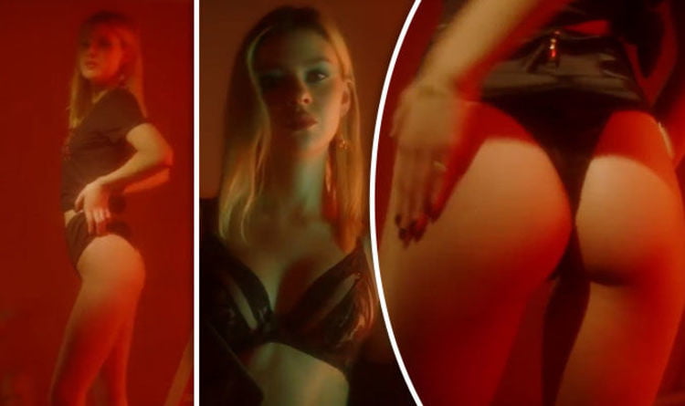 Nicola Peltz #103349329