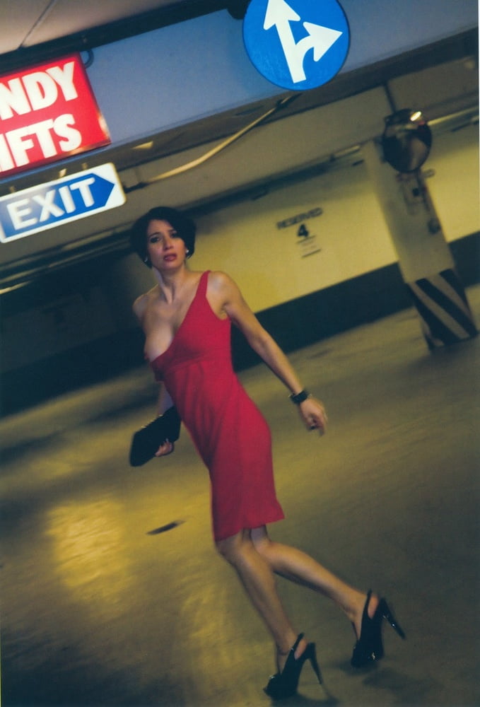 Feliz madura 04
 #94007305