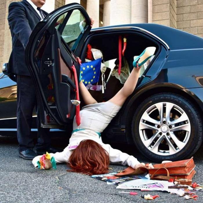 Feliz madura 04
 #94007401