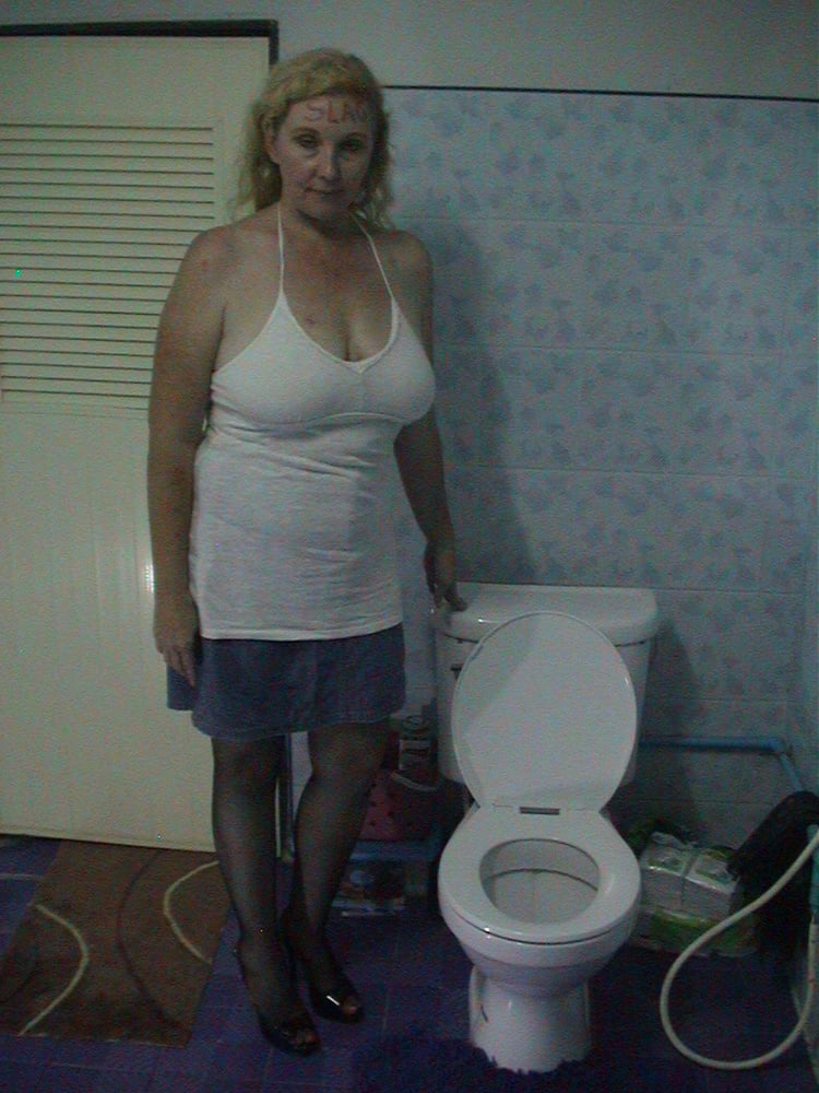 Feliz madura 04
 #94007409