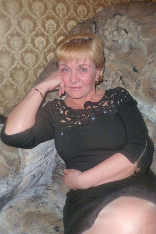 Feliz madura 04
 #94007549