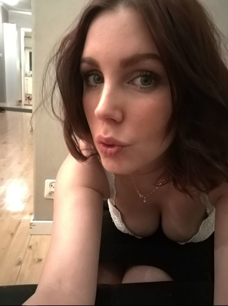 exposed webslut #101530093