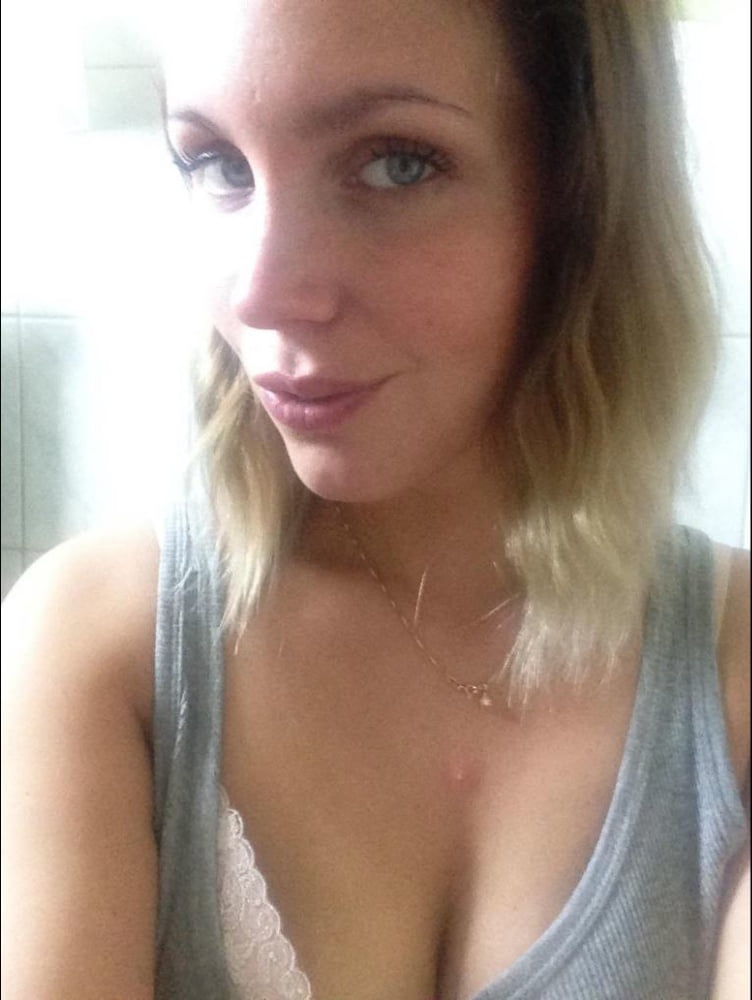 exposed webslut #101530105