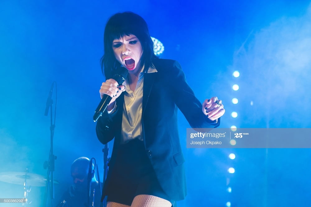 Carly rae jepsen mi piace davvero davvero davvero tanto!
 #99372346