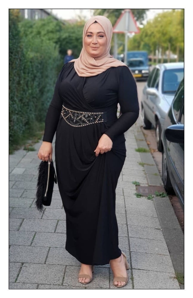 Kopftuchschlampen 3
 #89911391