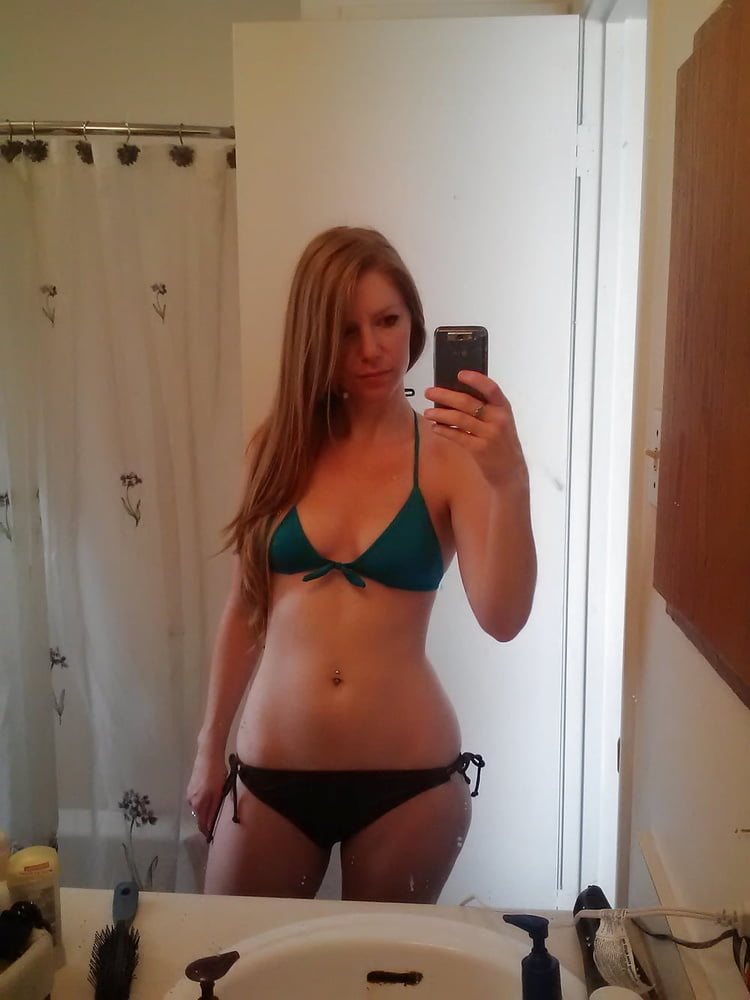 Nice 1598 (selfies)
 #99675625