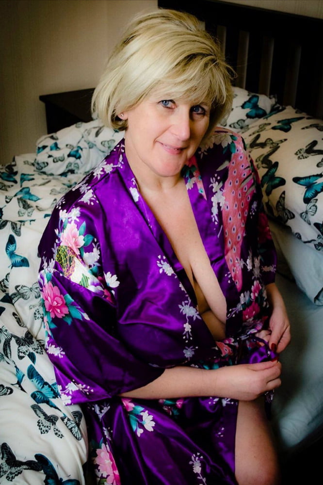 Hot mature lady. Catherine Can #99808403