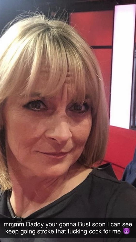 Louise Minchin Wank Bank Story #106442698