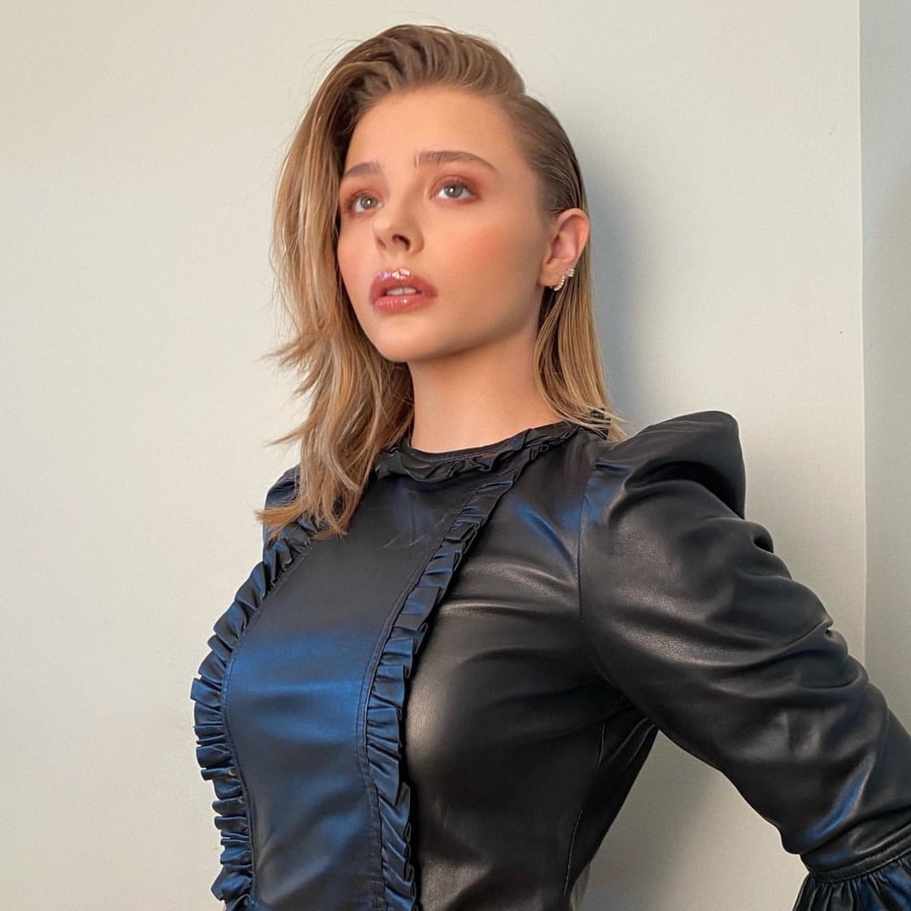 Chloe moretz
 #89551115