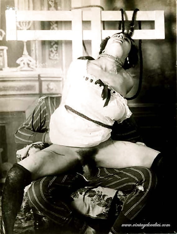 Porno del siglo XIX
 #92102145