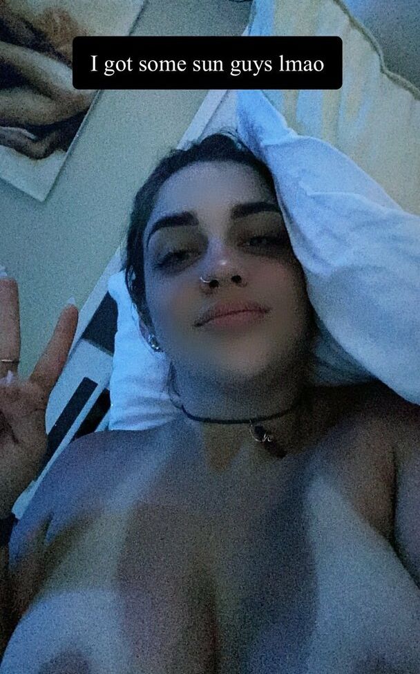 Candicoatedsarcasm desnuda #108066076