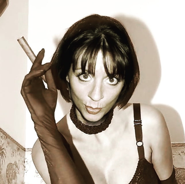 Sexy Milfs aus Großbritannien
 #106099941