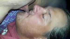 Grosses lèvres et léchage de clito
 #87619768