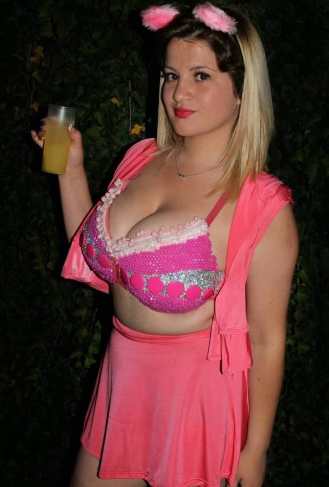 食べるのか？
 #103835941