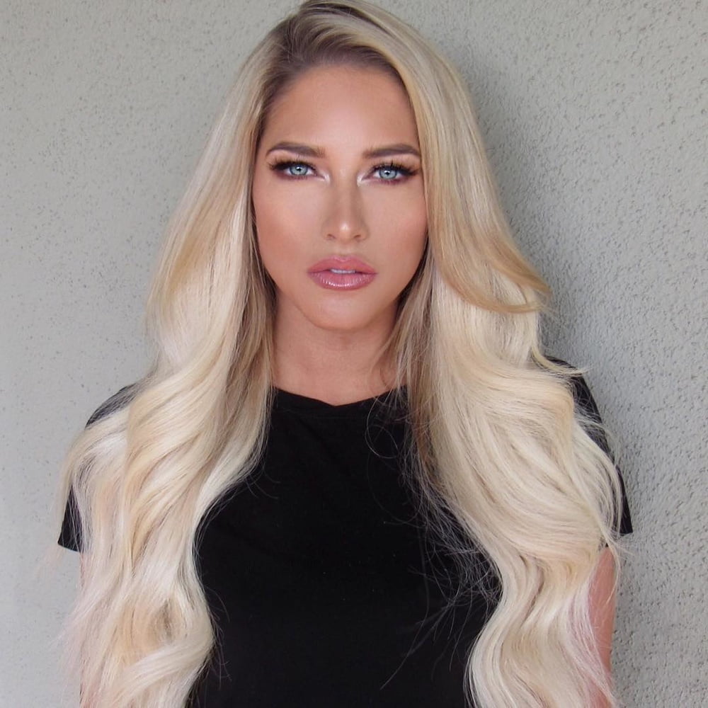 Barbie Blank (Kelly Kelly - EX-WWE) #89894076