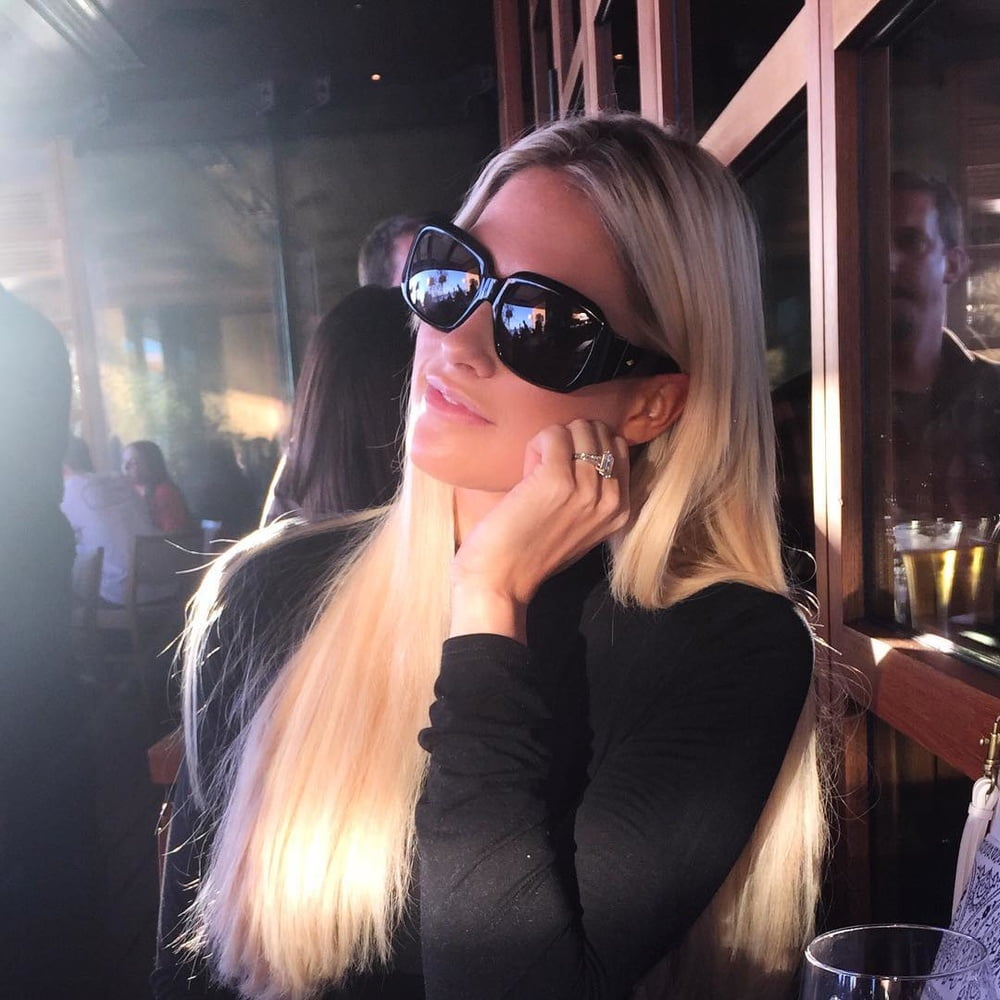 Barbie Blank (Kelly Kelly - EX-WWE) #89894477