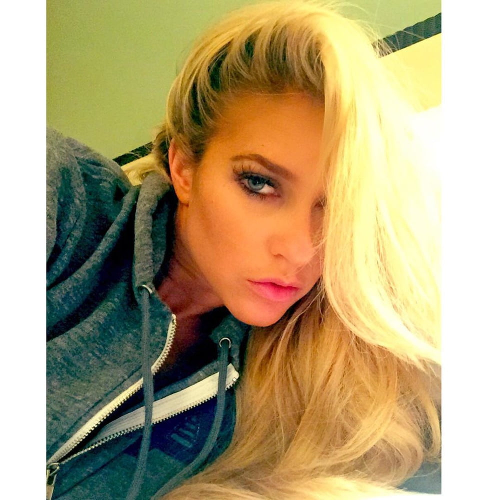 Barbie blank (kelly kelly - ex-wwe)
 #89894573