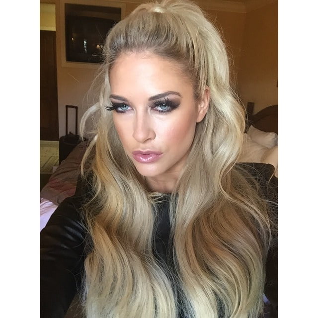 Barbie Blank (Kelly Kelly - EX-WWE) #89894636