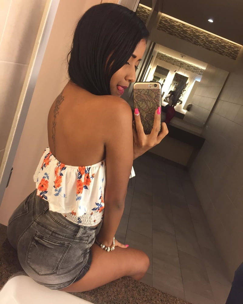 Milagros Culo Filipino #104678930