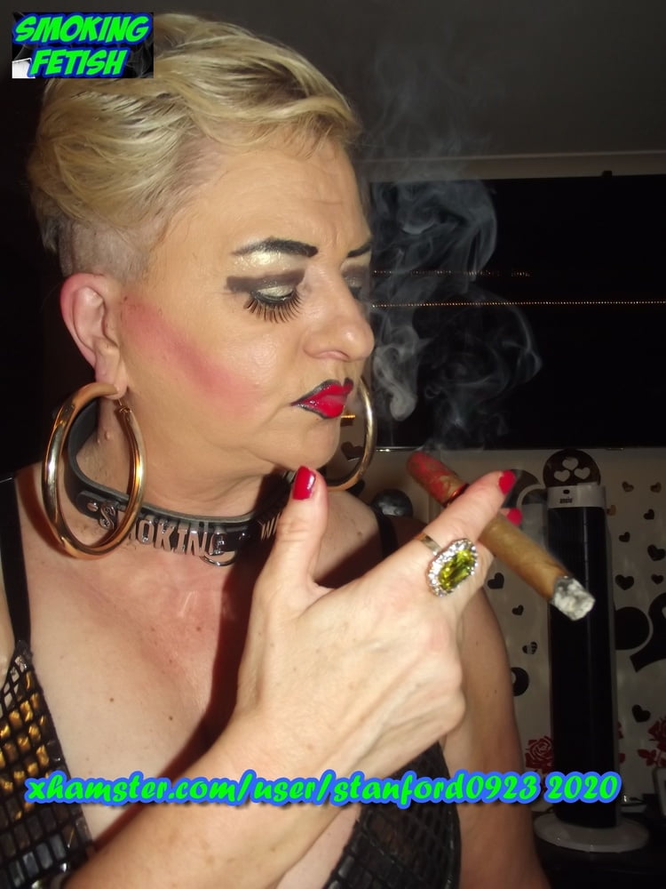 Puttana feticista del fumo
 #81315888