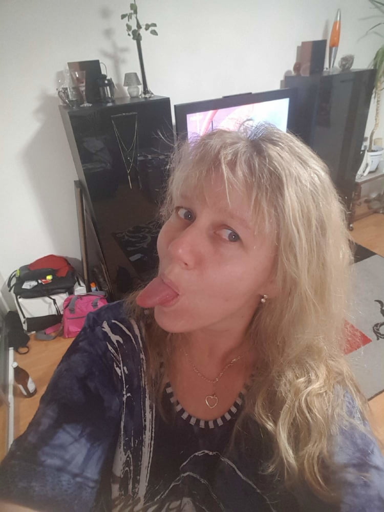 Belle blonde tchèque mature
 #91995324