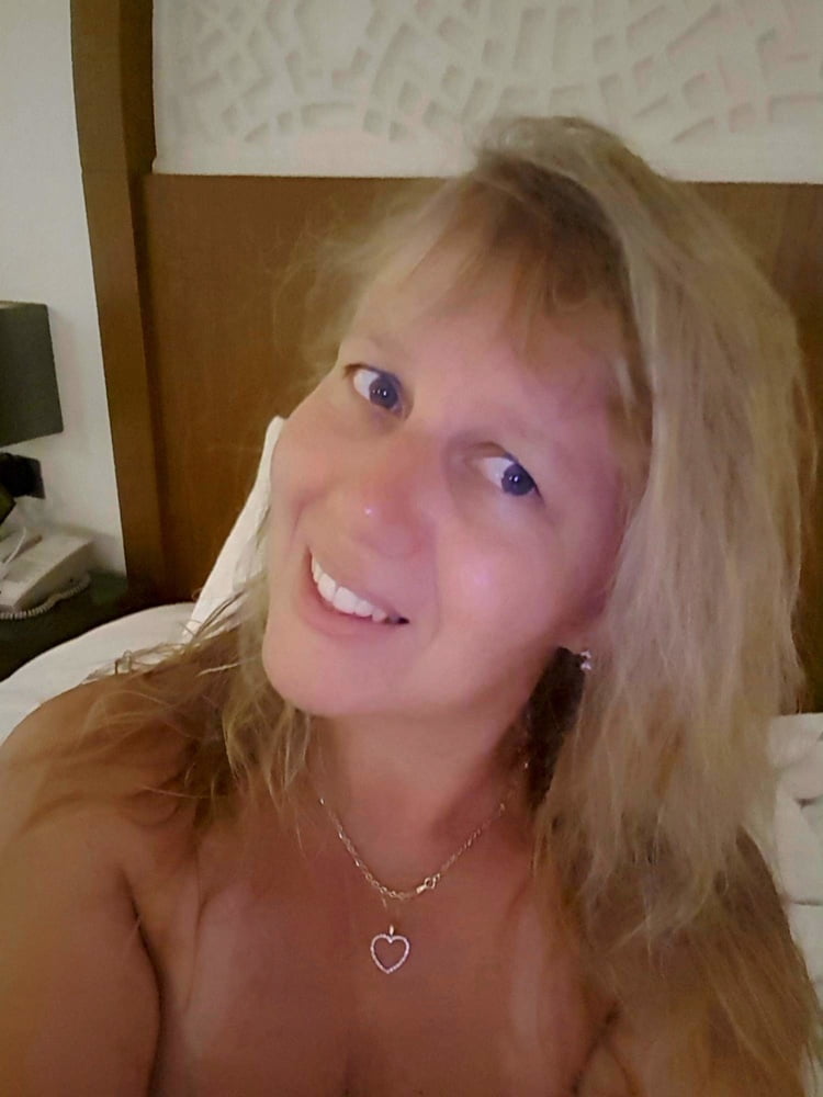 Belle blonde tchèque mature
 #91995529