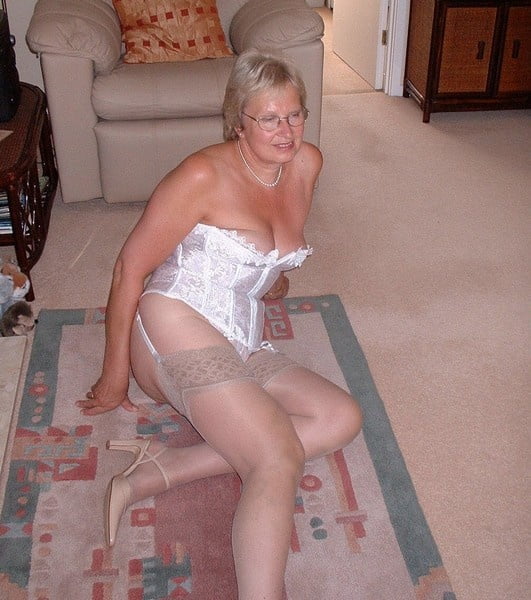 Milf sammy
 #102305878