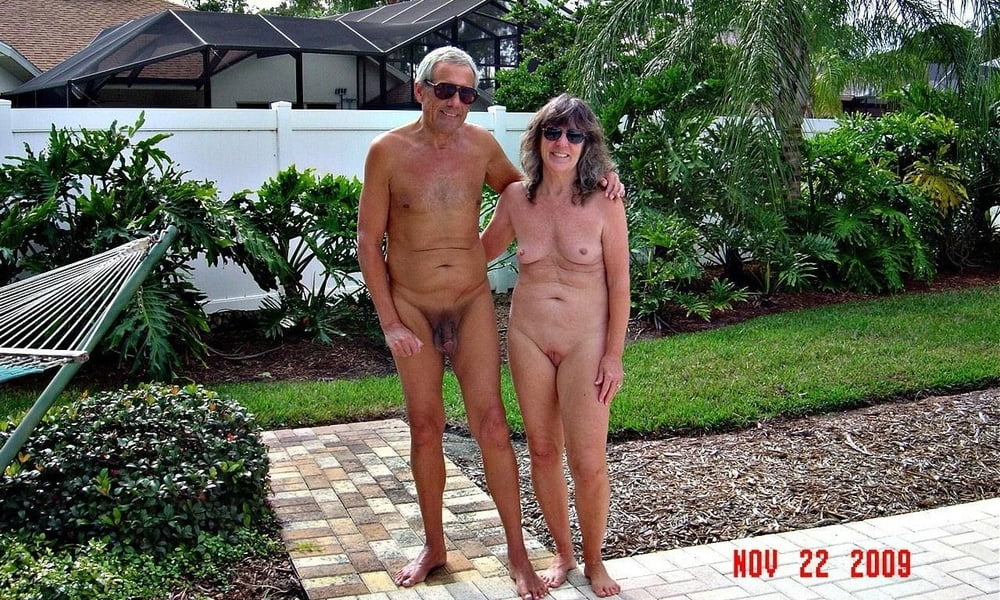 裸のカップル
 #104522087