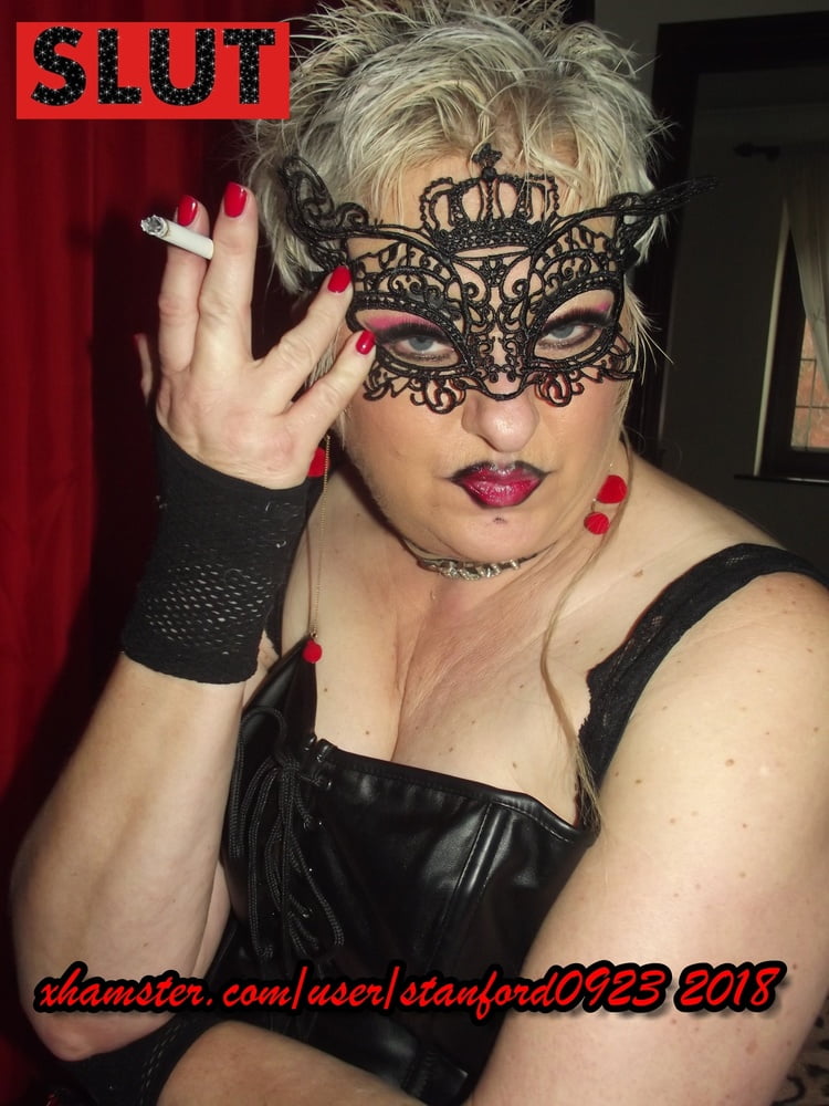 SLUT LOOK #107172851