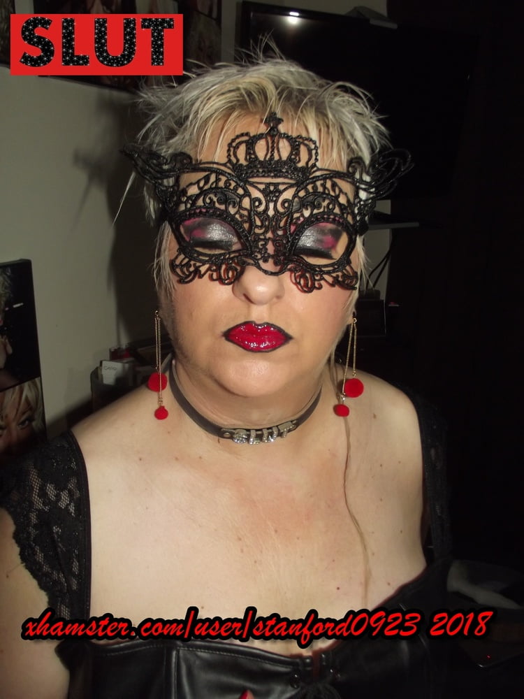 SLUT LOOK #107172978