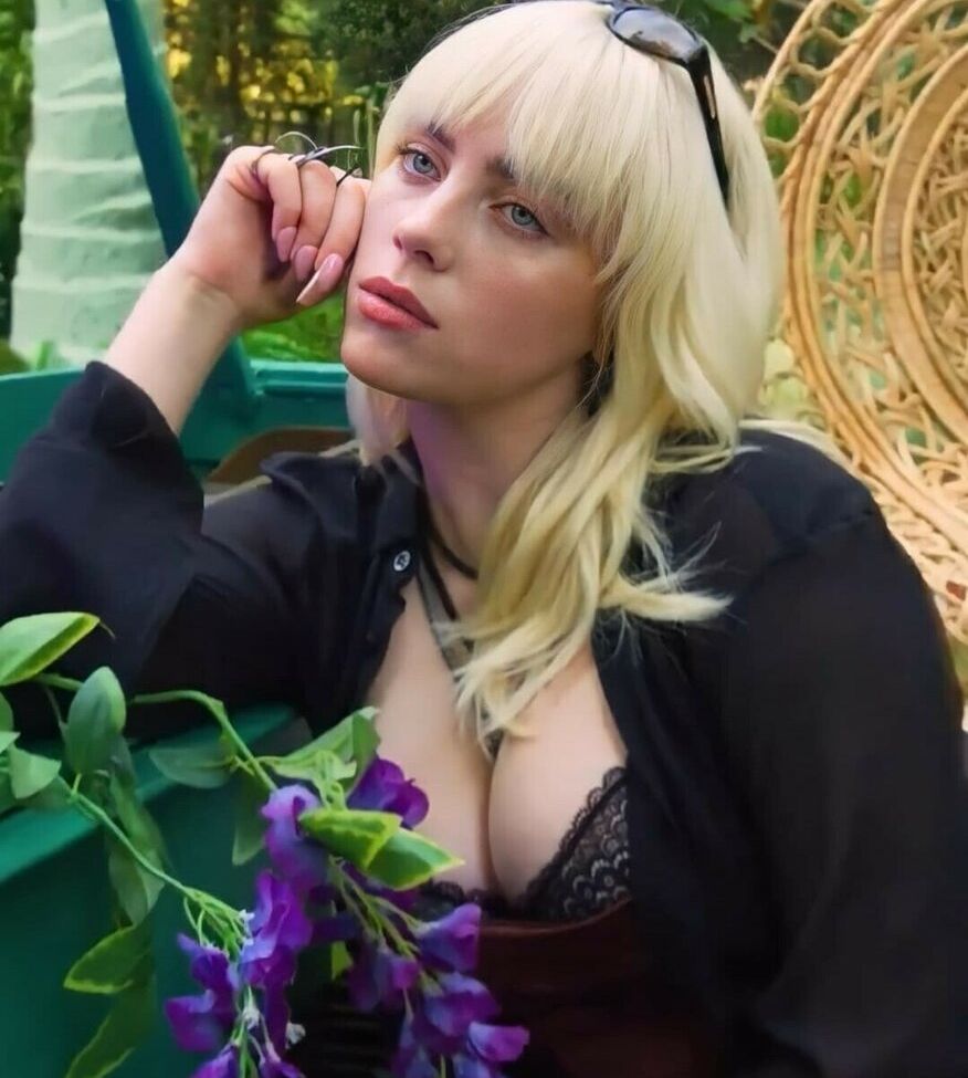 Billie Eilish nackt #107537480