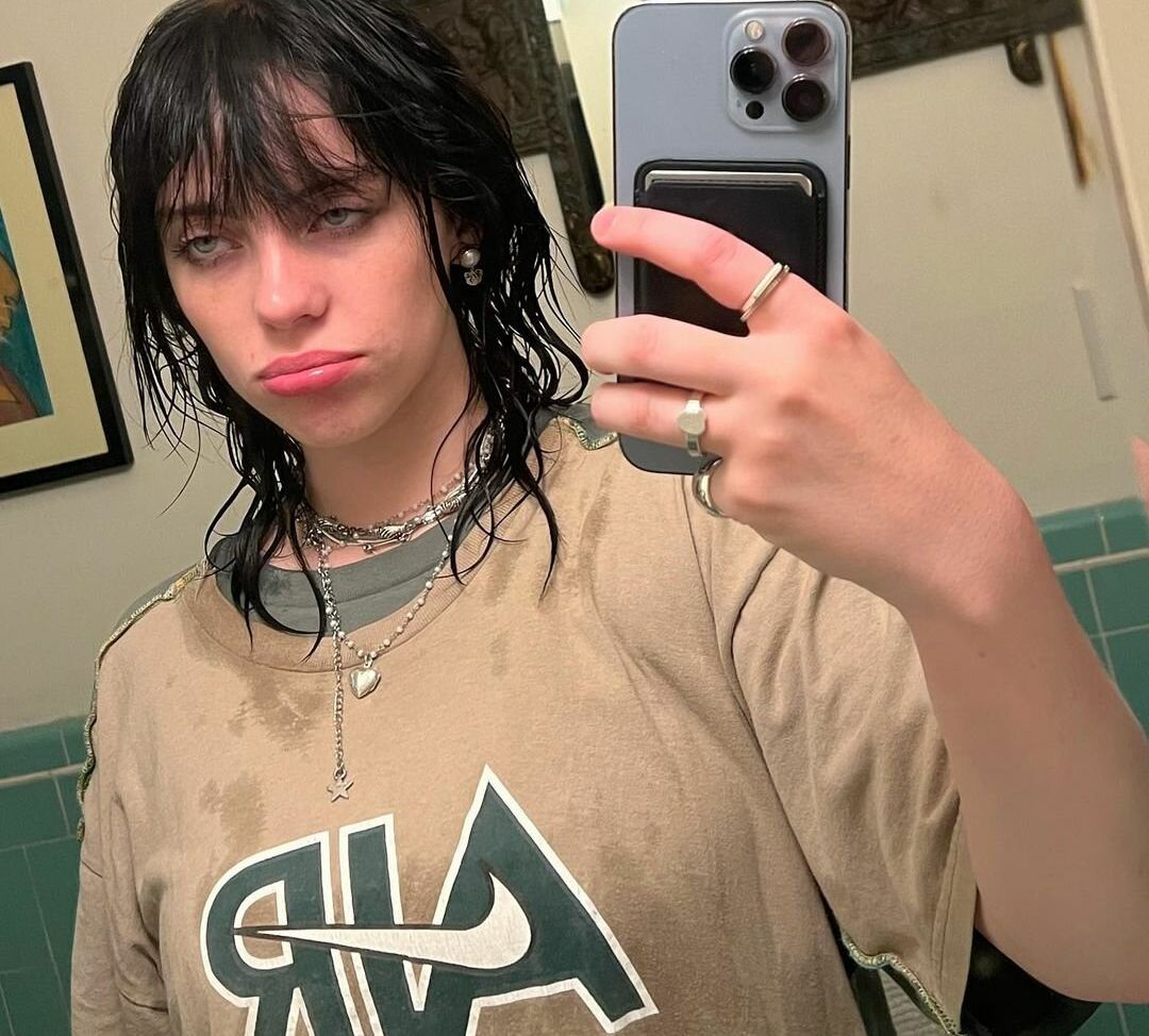 Billie Eilish nude #107537639