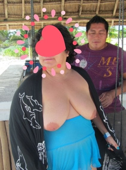 tetona le encanta exhibirse iv
 #90320445