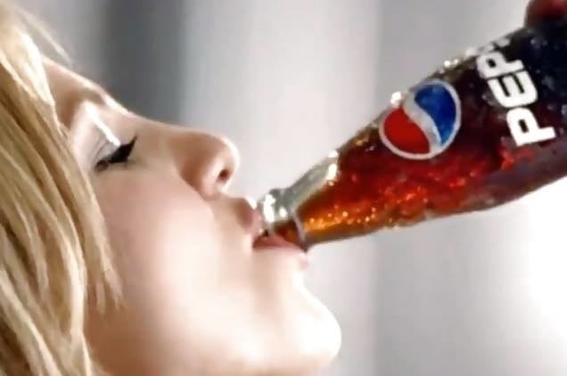 Pepsi essa cola
 #91400079