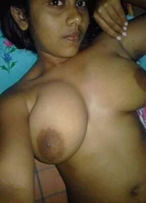 Sri lanka sexy Frau
 #102480887