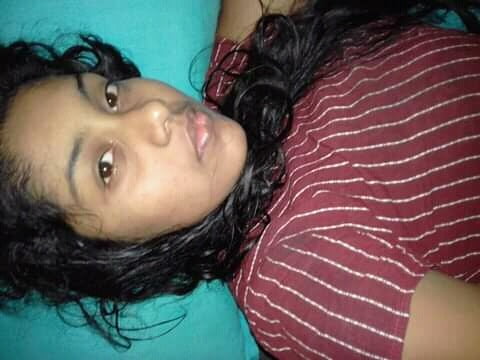 Sri lanka sexy Frau
 #102480890