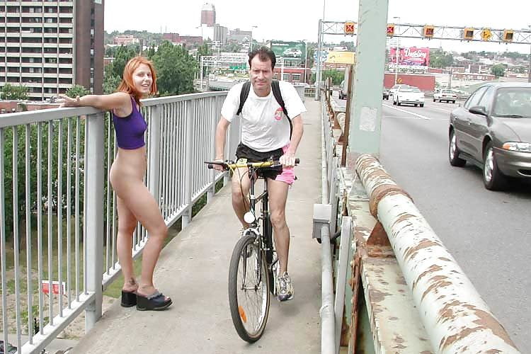 Clothed Male,Naked Female(CMNF) #82029487