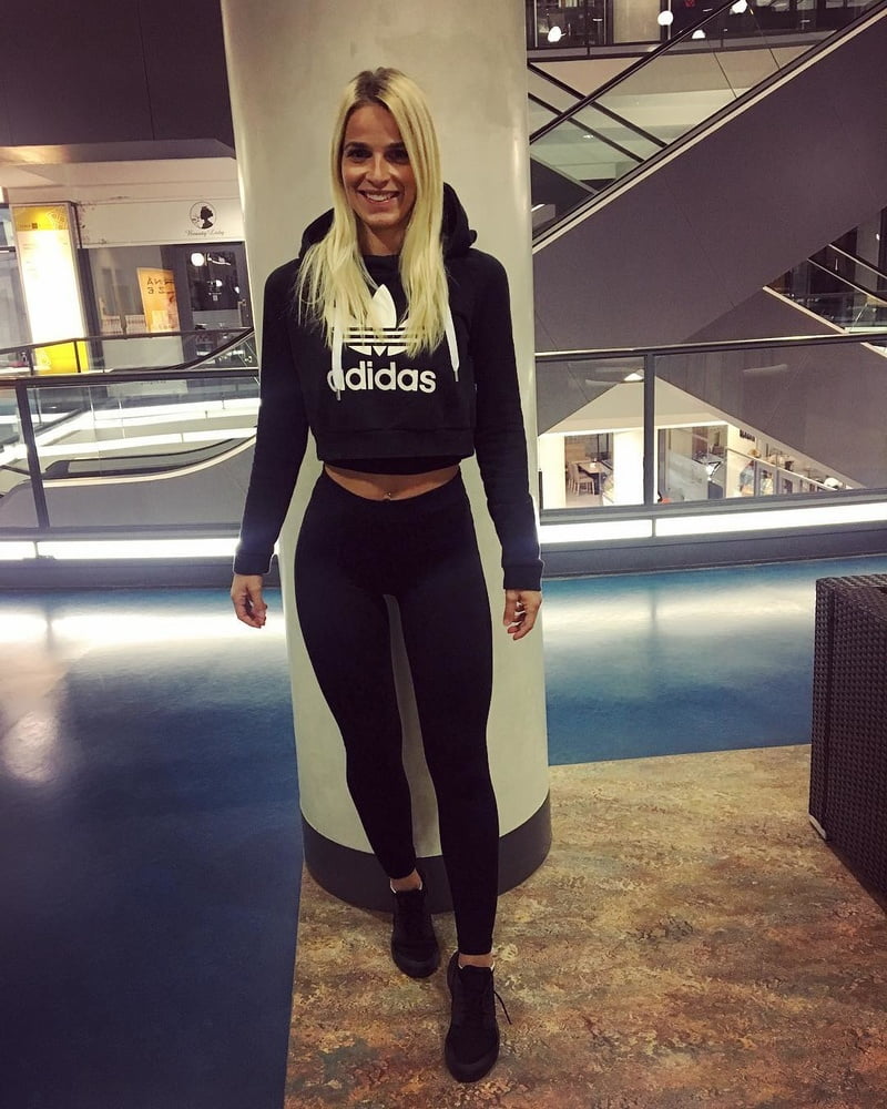 Ilonka cajankova - sexy ceca fitness e modello di abbigliamento freddo
 #92024930