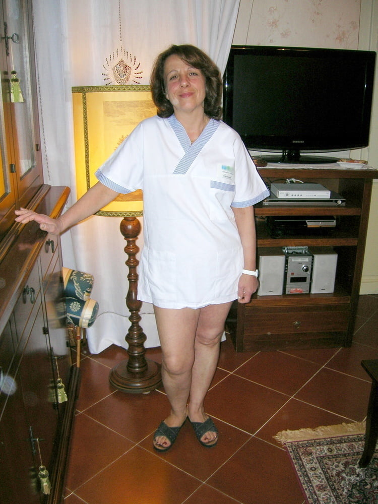 Daniela, une infirmière italienne salope,
 #102178686