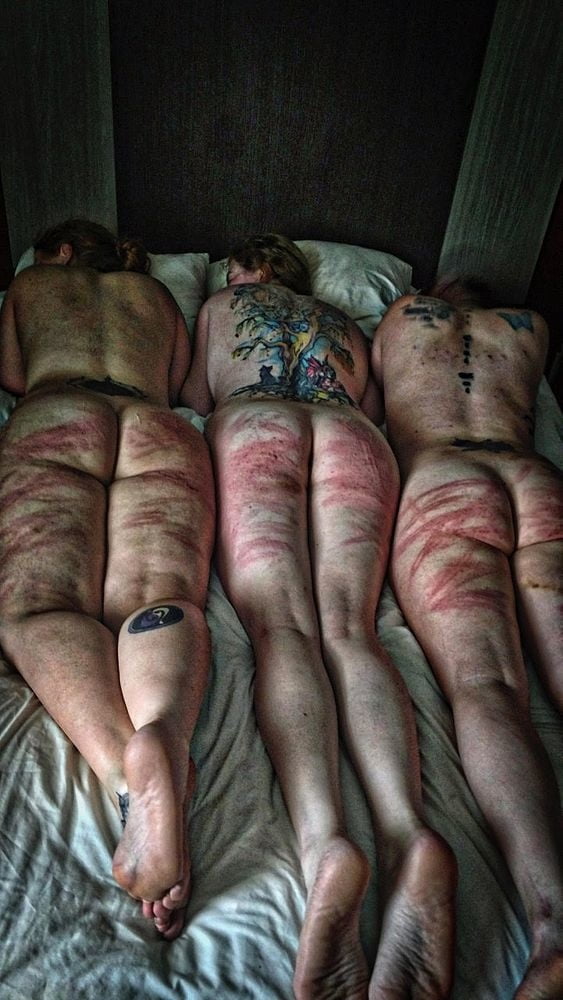 マーキングされた女の子
 #94863774