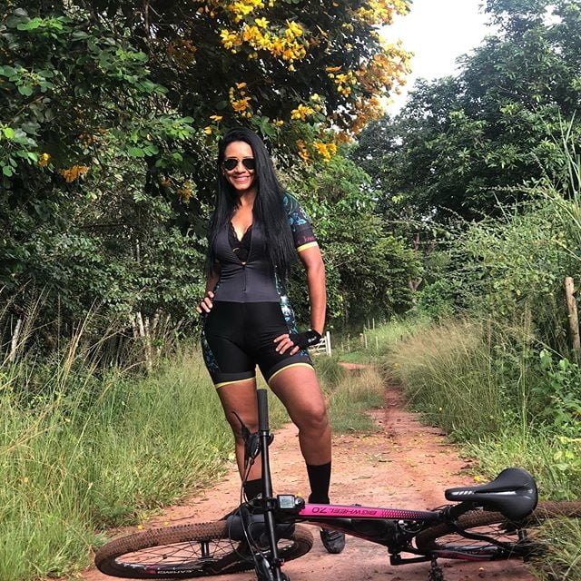 Aline Bettu Bike Gostosa #94914835