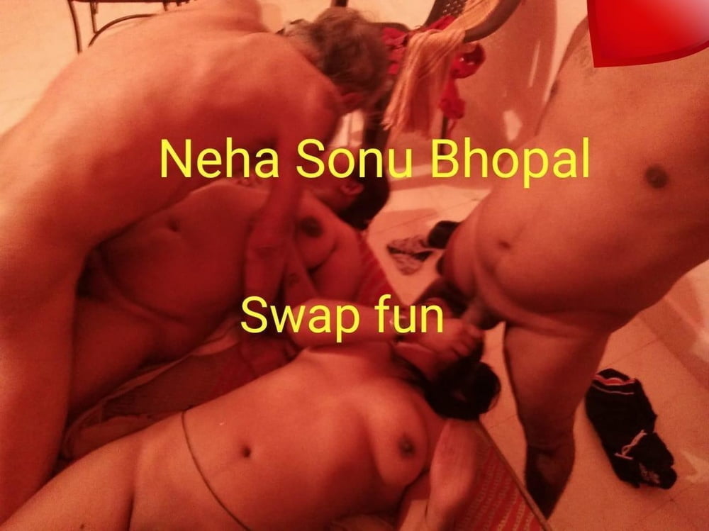 Desi indische Paar Sex Dreier Vierer Gruppe
 #103096055