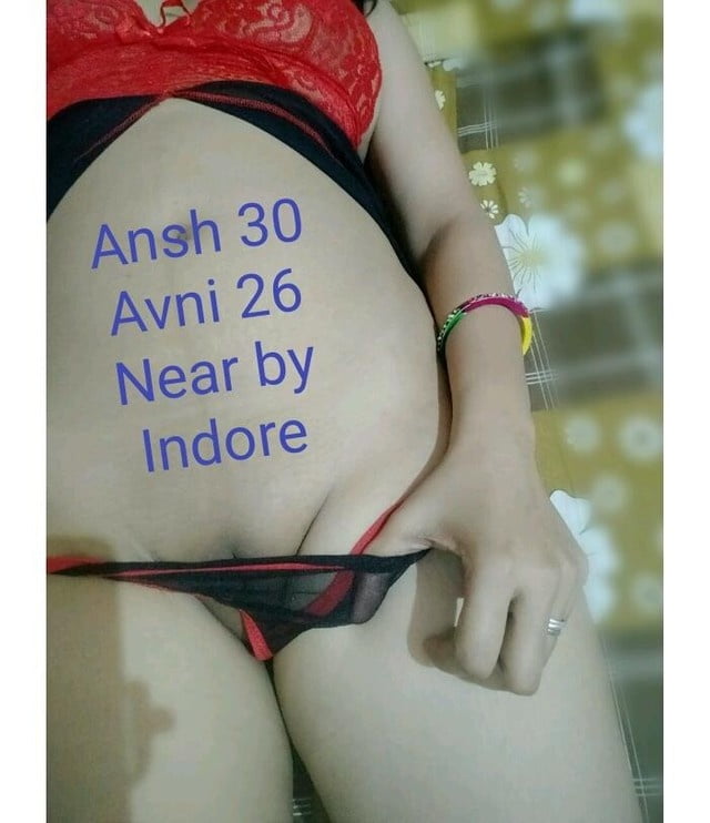 インド人カップルのセックス 3人組、4人組のグループ
 #103096634