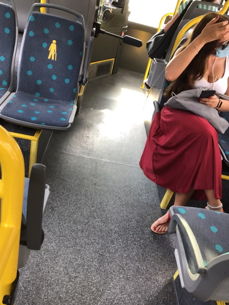 Huge Tits In Frankfurter Bus Line 39 3687650