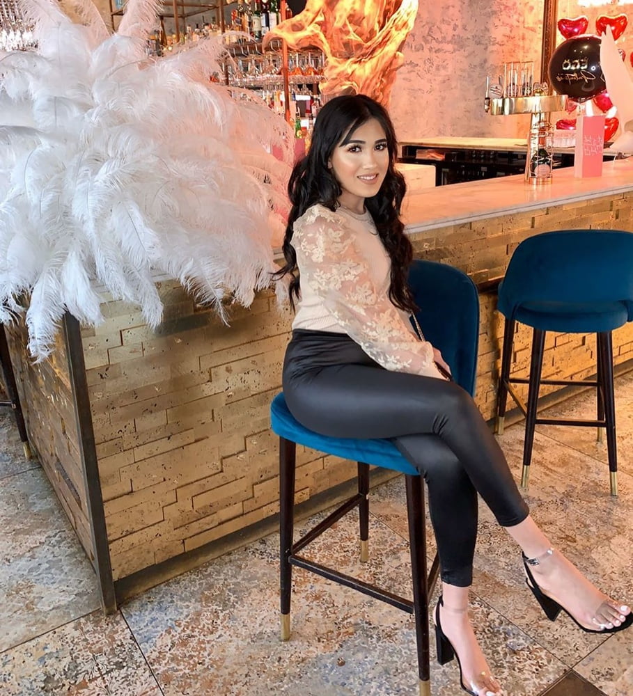 Sexy Paki Schlampen
 #92875386