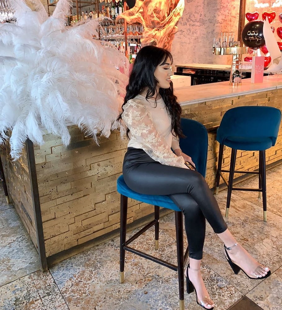 Sexy Paki Schlampen
 #92875398