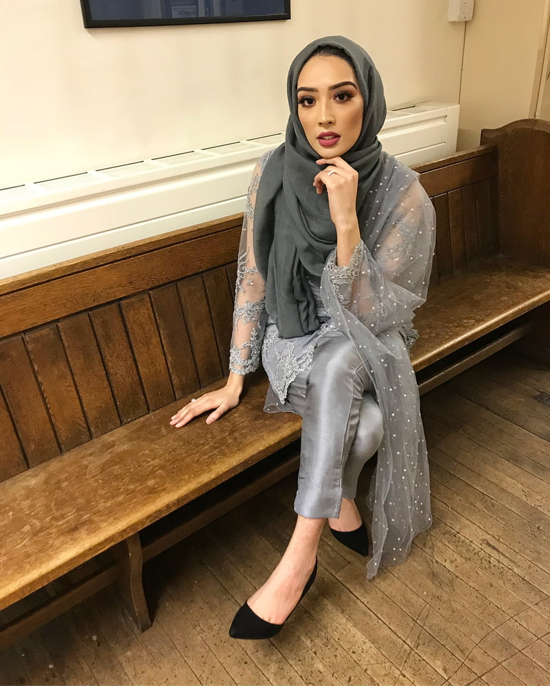 Sexy Paki Schlampen
 #92875404