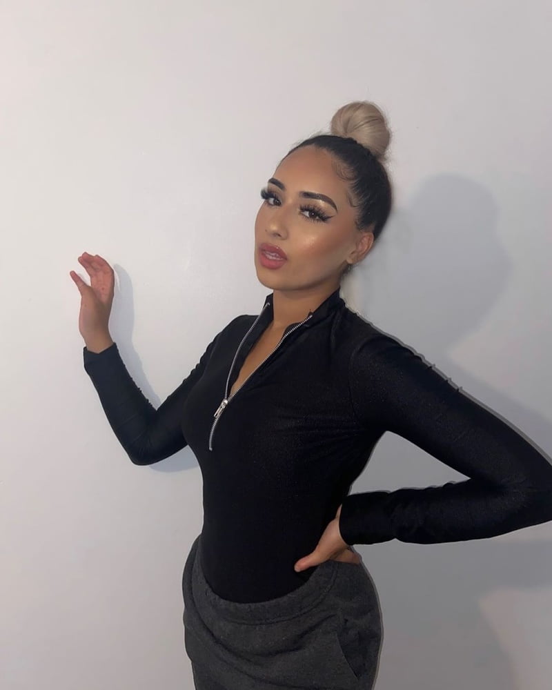 Sexy Paki Schlampen
 #92875590